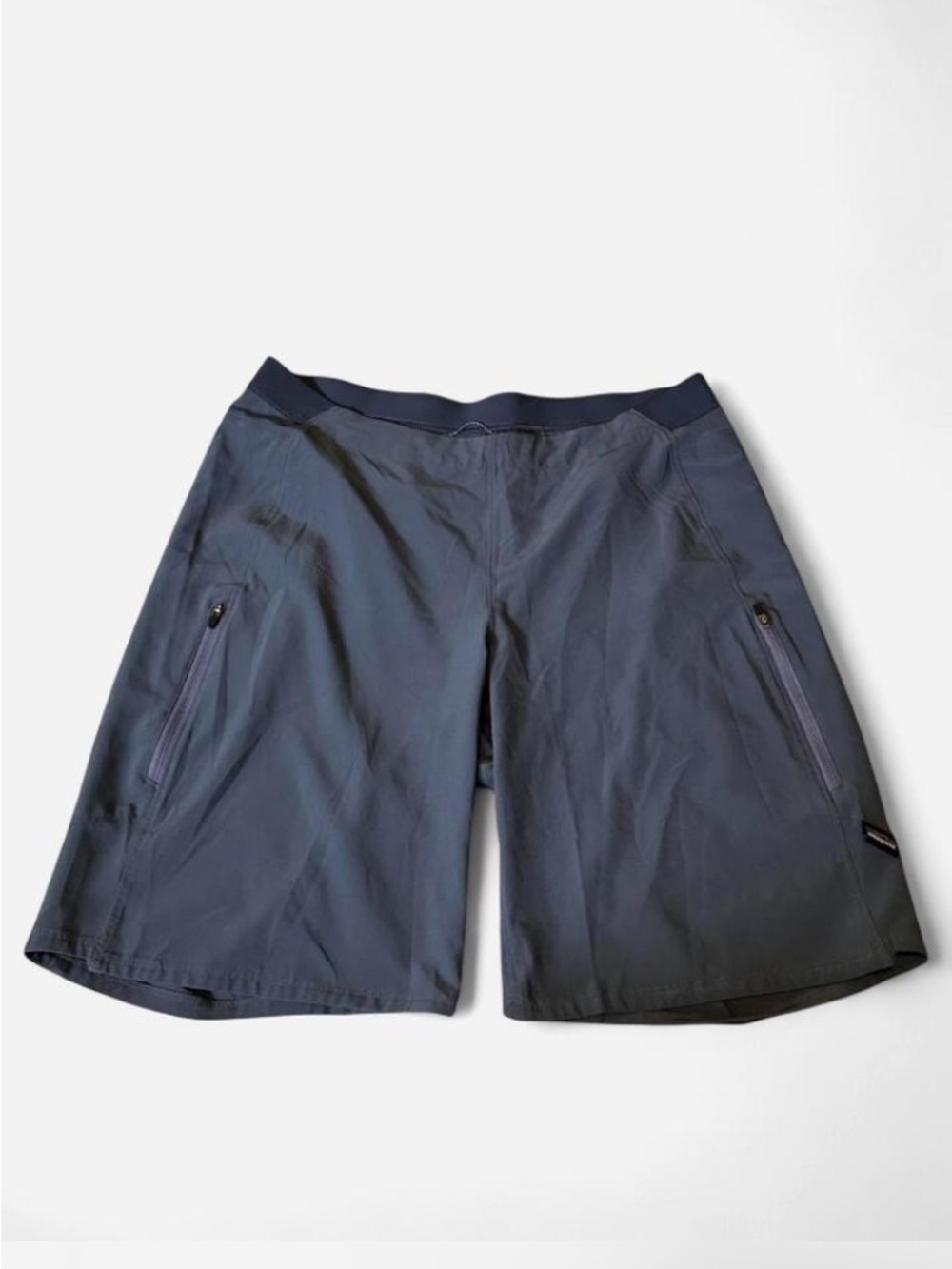 Patagonia Tyrolean Blue Gray Mountain Bike Performance Shorts Women’s Size 12